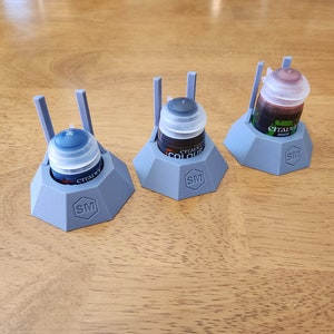3D Printed Bunker for Citadel Paint Pot with Removable Posts
