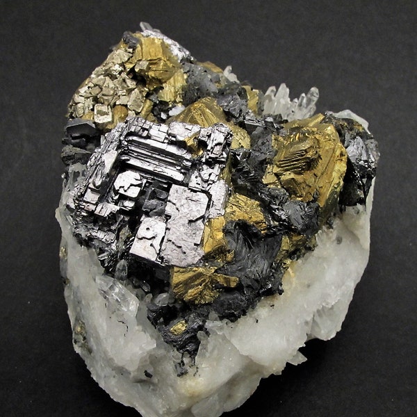 Best for collectors - skeletal galena, chalcopyrite, pyrite, quartz