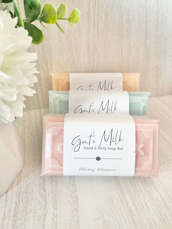 MILK X SODA RAINY CLOUD HAIR CLIP IVORY MILK X SODA RAINY CLOUD HAIR CLIP IVORY