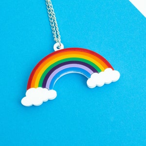 Arc-en-ciel et nuages Collier Pendent en acrylique