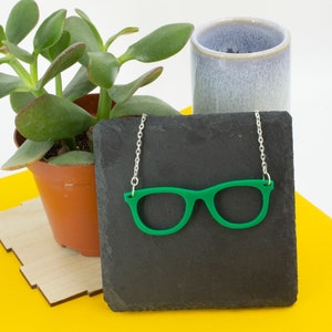 Glasses Green Acrylic Pendant Necklace