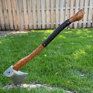 The Leviathan (Custom Racing Axe)