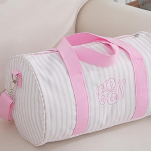 Duffle Bag Personalized Weekender Bag Gym Bag Overnight Bag Baby Bag Embroidered Travel Bag Hospital Bag Bridesmaid Proposal 25081801