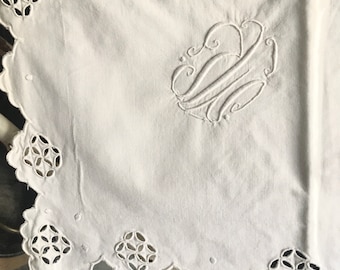 French Vintage Embroidered Pillowcase / Vintage French Pillow Sham / French Farmhouse Bedroom Decor / French Country Decor / Shabby Chic