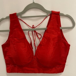Hot Red Saree Blouse, Made To Order Saree Blouse, V Neck Saree Blouse, Sari Blouse, Bollywood Saree Blouse, Red Saree Blouse, Red Crop Top