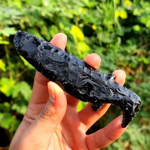 Cuchillo Athame de obsidiana negra tallado a mano: regalo de cristal de piedra preciosa