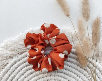 Scrunchie terracotta mit Punkten, Satin | Haargummi für Damen, Mädchen | Zopfgummi