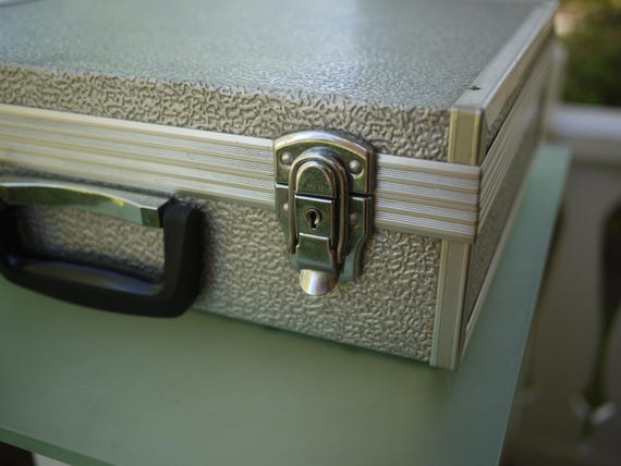 Kamerakoffer Alu / Flightcase abschließbar mit Schlüssel / 32x12x30cm View 3