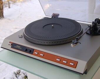 Teac P-7 / DirectDrive / Automatic / Turntable / Made in Japan / Vintage Hifi