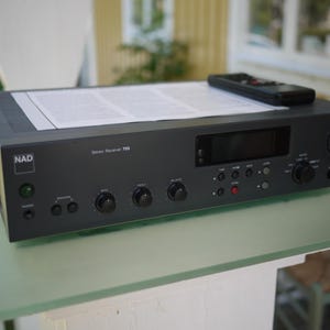 NAD 705 / Receiver with remote control / Phono MM / Pre Out & Main In / top tuner / Sound tip! / Amp + Tuner / Phono / Vintage Hifi