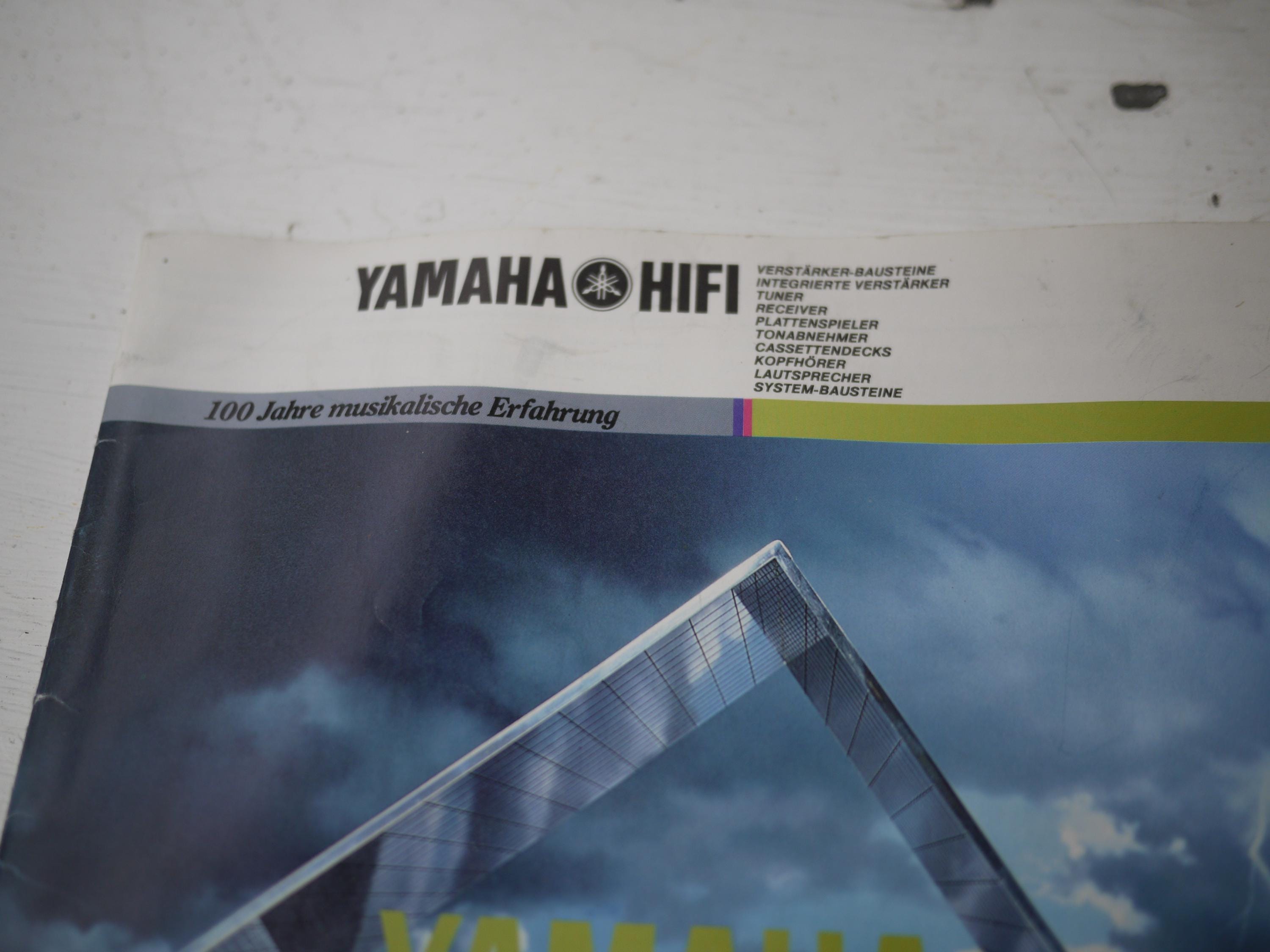 Yamaha Hifi Brochure 1980s / Yamaha A-1060 M-2 C-2 M-4 C-6 T-2 K