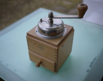 WSM coffee grinder / VEB cutting tools & metal goods factory Klingenthal GDR / 50s - 60s / Ostalgia