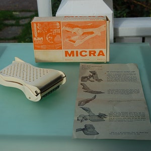 Micra Kitchenassistant / Affettatrice multiuso / Vintage di Malmö / Confezione originale / per cipolle, burro, cetrioli, formaggio e molto altro.