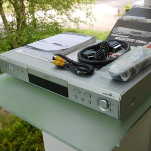 Philips DVD 763 SA Multiplayer f. SACD / cd / mp3 / dvd etc. / cd-r / original box / manual / remote / guarantee!
