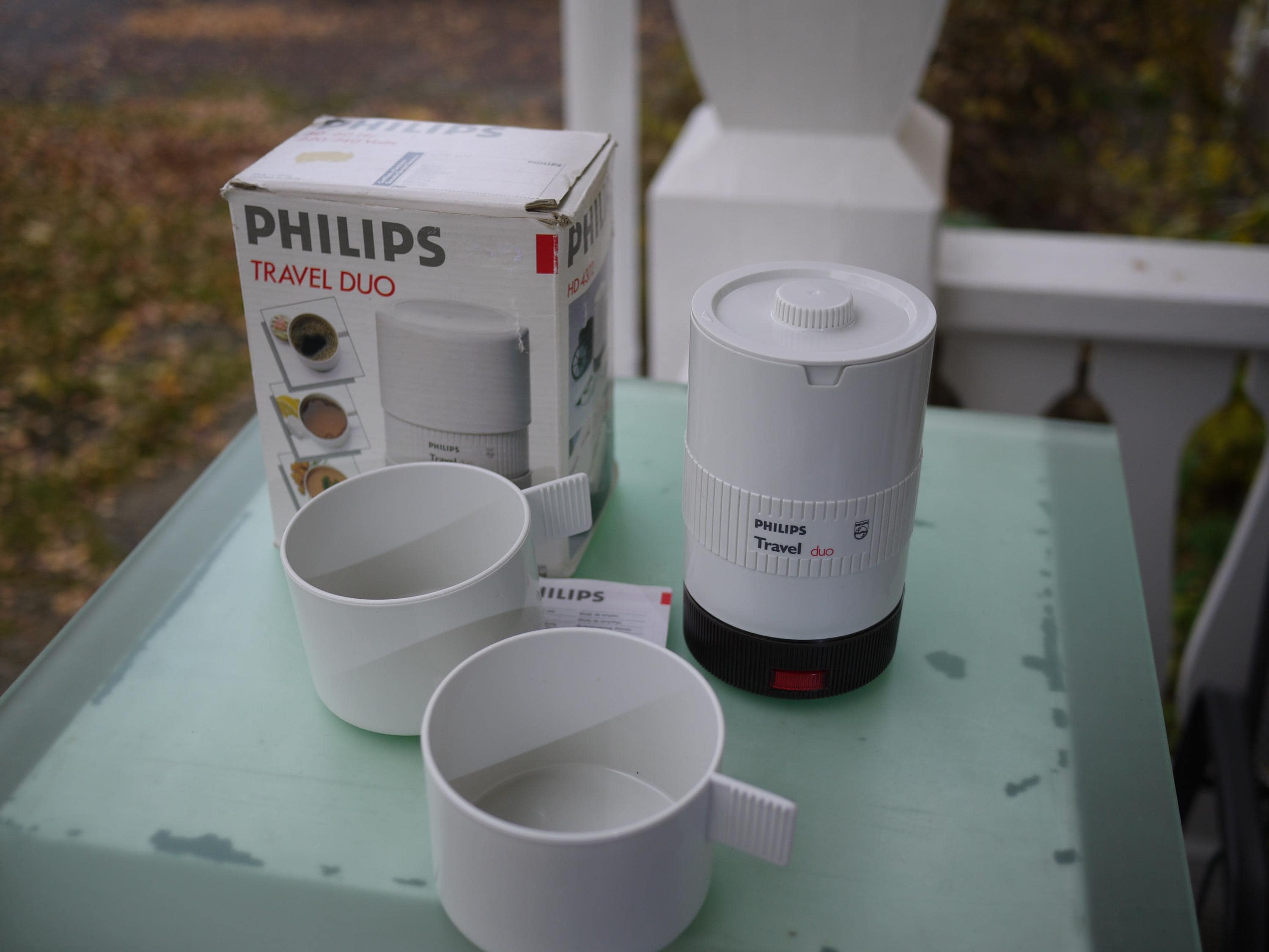Philips Travel Duo / HD 4372 / Compact Coffee Maker & Water Heater