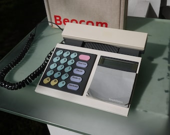 Bang&Olufsen Beocom 2000 / B+O telephone in original packaging / pastel white / Design Lone and Gideon Lindinger-Loewy