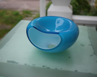 Eva Solo Smile glass bowl by Tools Design / blue / Denmark / Claus Jensen & Henrik Holbæk / 70's retro look