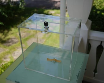 Montegiro acrylic box with lock / letterbox / made in Germany