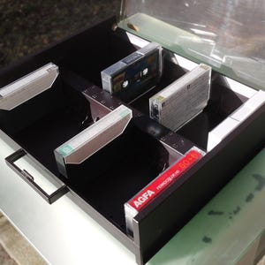 Esselte cassette case for 32 pieces / Made in Sweden / with handle / for 32 pieces / cassette case / MC / 1970s - 1980s
