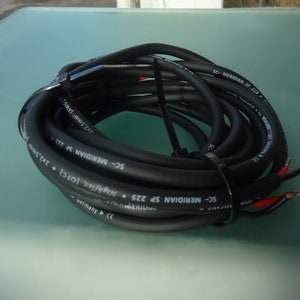 Câble d'enceinte asymétrique Pro-Audio Câble Mogami W3082, fiches