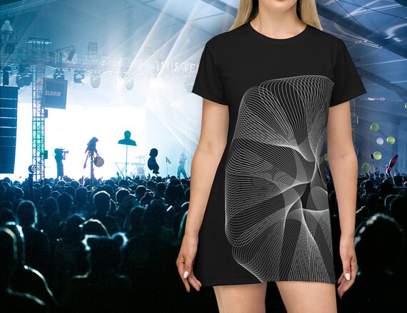 black mini t shirt dress