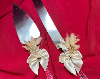 Cake cutlery for weddings, engagements with dried flowers