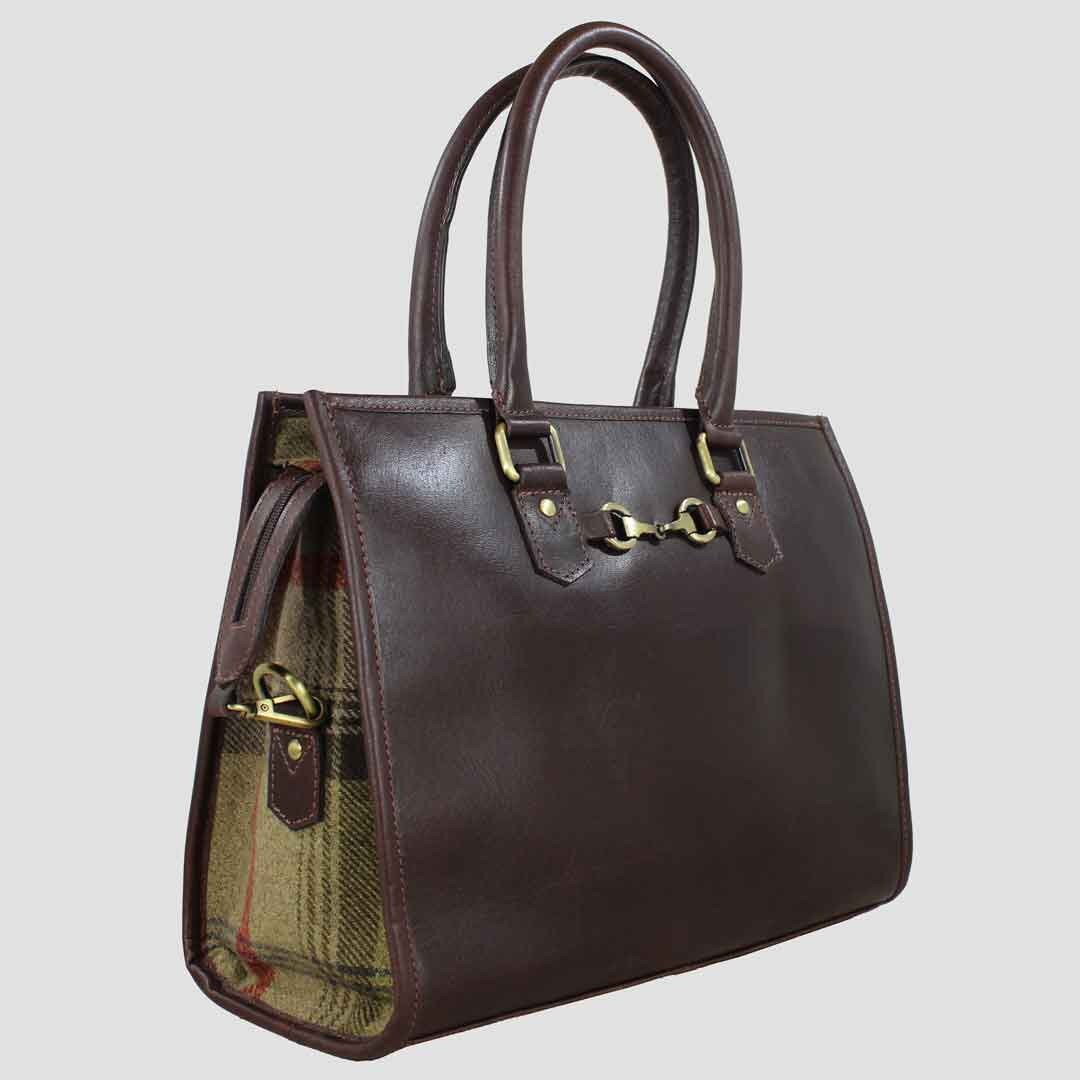 Bolso de mano Abigail Snaffle en marrón con tweed