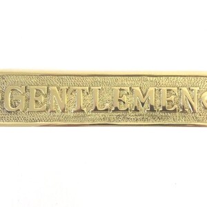 Gentlemen brass door plaque choice of three finishes - brass, antique or nickel. Matching screws provided. Traditional toilet bathroom sign Bild 3