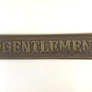Gentlemen brass door plaque choice of three finishes - brass, antique or nickel. Matching screws provided. Traditional toilet bathroom sign Bild 2