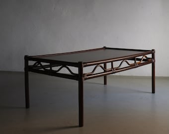 HOLD 13.04 | Mesa de centro de vime escuro com tampo de vidro | Vintage