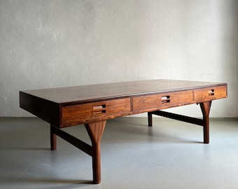 Nanna Ditzel Coffee Table / SØREN WILLADSEN / Vintage