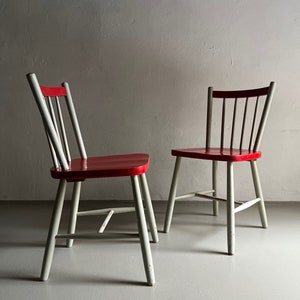 2 Red-Gray Scandinavian Chairs/MCM/Mid-Century/Vintage image 6