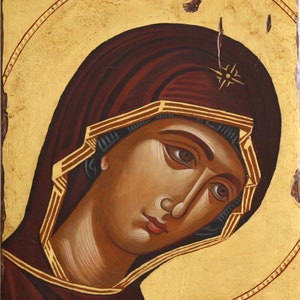 Virgen María Madre de Dios. Icono bizantino ortodoxo pintado a mano en madera