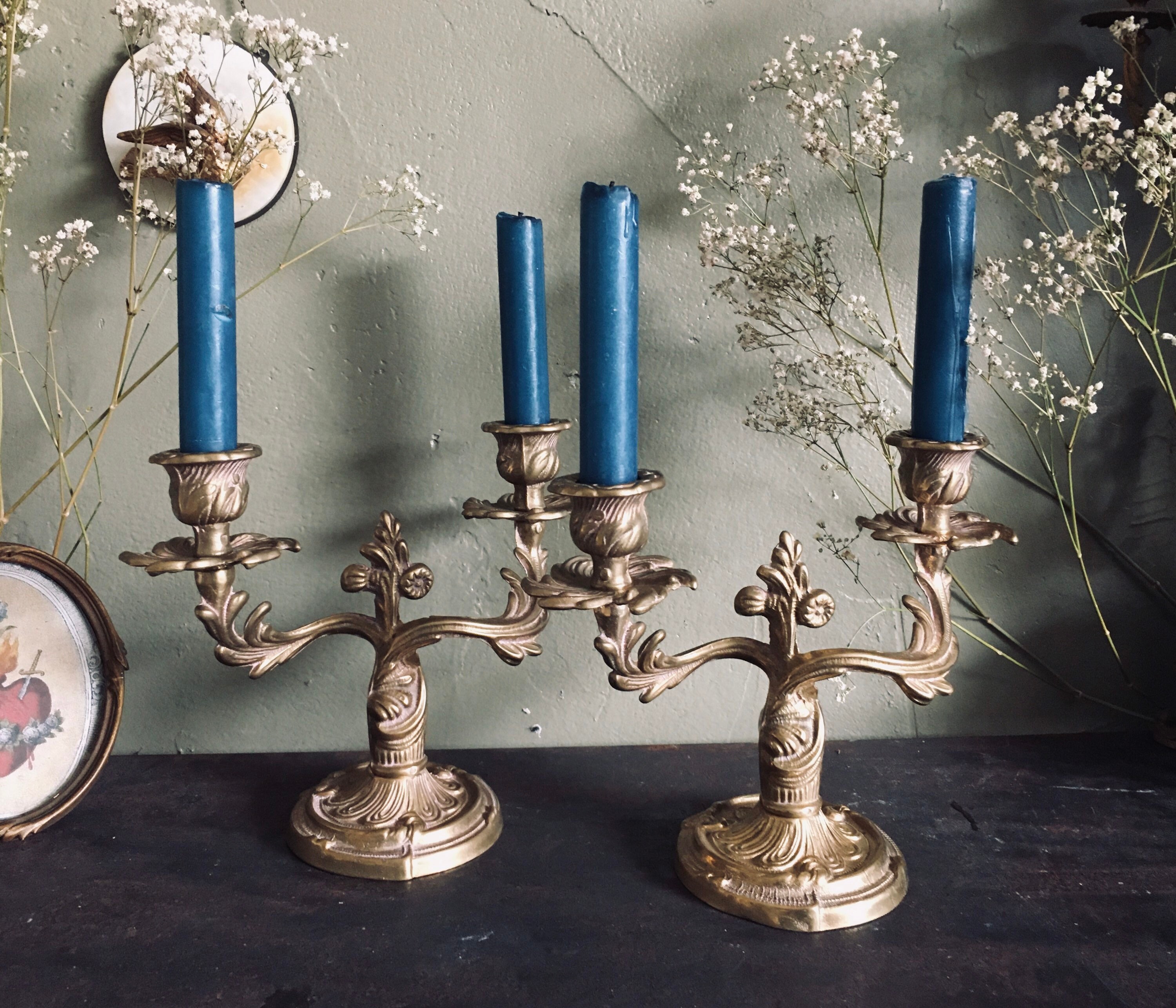 Paire de Chandeliers à Deux Feux, Style Rocaille, Louis Xv, en Bronze Massif