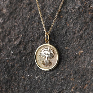 Dainty 14k Tree of Life Necklace, Personalized Tree of Life Necklace, Family Tree Necklace, Gold Tree Pendant, Custom Tree of Life Necklace