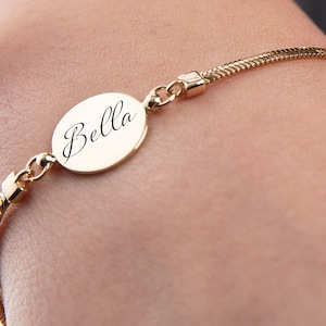 14K Gold Simple Coin Bracelet, Personalized Gold Letter Bracelet, Custom Name Bracelet, Script Name Bracelet, Birthday Gift Bracelet Gold