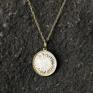14k Gold Sunflower Necklace, Personalized Sunflower Pendant, Daisy Flower Charm, Necklace Gift for Women, Floral Necklace, Flower Gift Charm