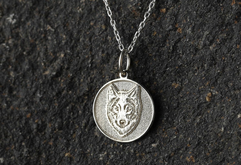 14k Gold Wolf Head Necklace Personalized Wolf Pendant Animal Etsy