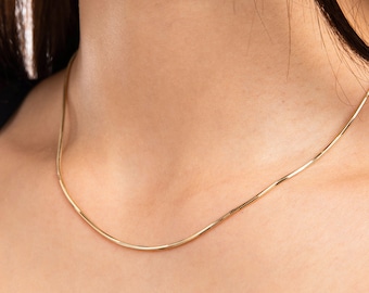 14K guld ormkedja, ormkedja guld, orm chokerhalsband, ormkedja halsband, fiskbensmönster kedja halsband, 1,40 mm tjock guldkedja