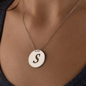 オープンイニシャルSネックレス、AからZの文字ネックレス、筆記体ゴールドネックレス、花嫁介添人のウェディングギフト、文字ネックレス、パーソナライズされたゴールドジュエリー