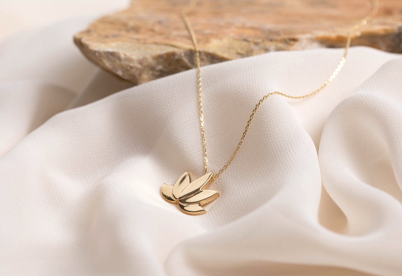 14K Gold Lotus Necklace Zen Necklace Floral Design Necklace Etsy