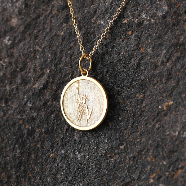 14k Gold Statue of Liberty Necklace, Personalized Statue of Liberty Pendant, Liberty Charm Gold, New York Symbol Necklace, Libertas Necklace