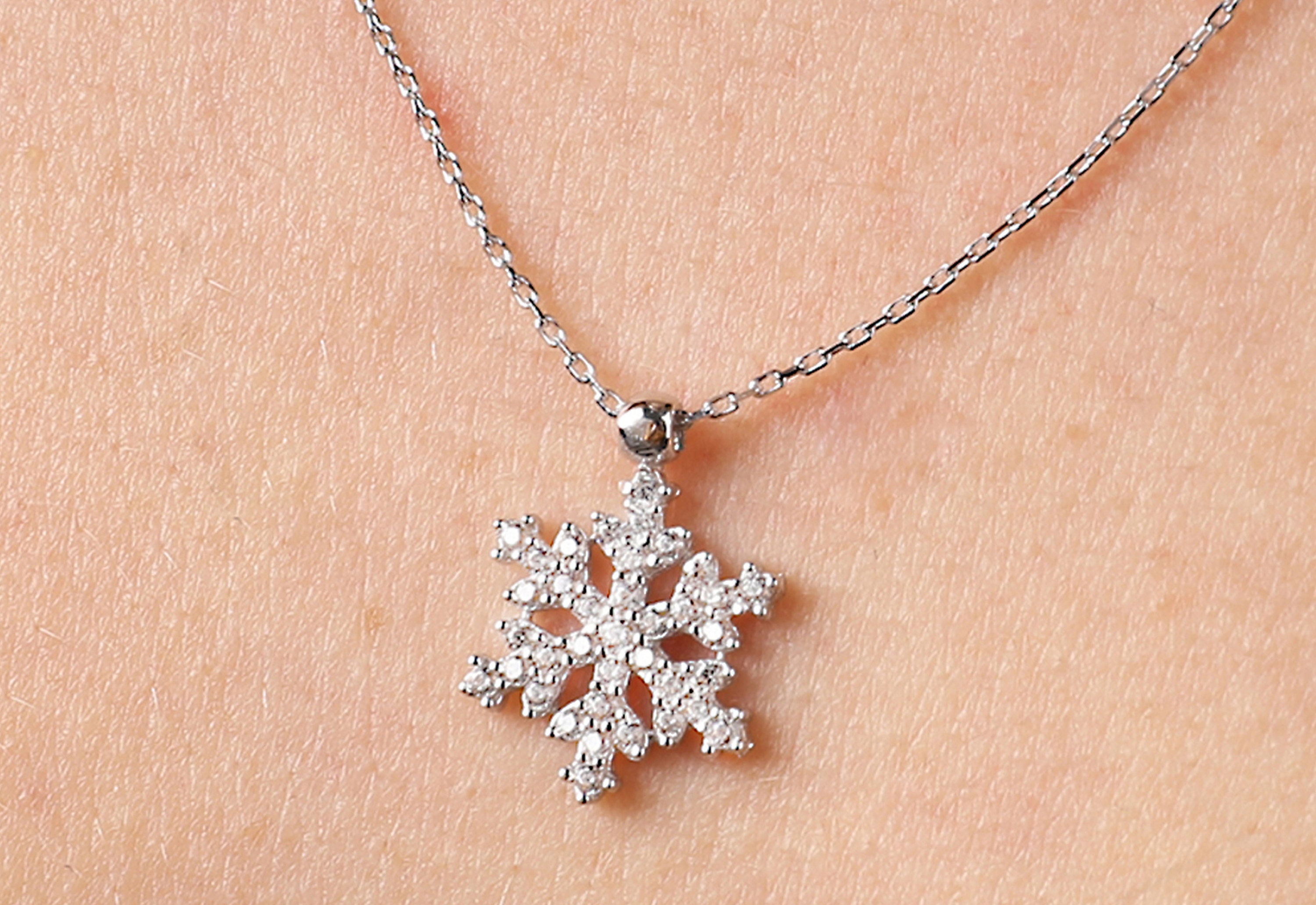 Ciondolo A Fiocco Di Neve In Acciaio Inox Per Ceneri – Gioiello Commemorativo Con Catena 55 Cm, Regalo Donna