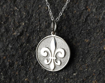 14k Gold Fleur De Lis Halskette, personalisierter Fleur De Lis Anhänger, Fleur De Lis Schmuck, Französische Fleur de Lis Halskette, Mittelalter Schmuck