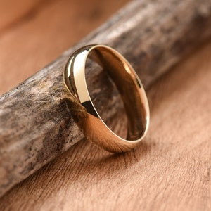 5 mm Gold Wedding Band, Wedding Ring in Solid 14k Yellow Gold, 14k Gold Domed Wedding Band, Half Round Ring in Yellow, Rose, or White Gold
