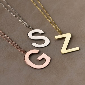 Collar de letras de gran tamaño, collar de letras de oro grande, collar inicial de gran tamaño, regalo para el mejor amigo, collar delicado, collar inicial grande