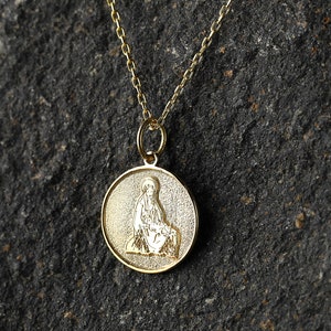 14k Gold Mary and Jesus Necklace, Personalized Virgin Mary Pendant, Baby Jesus Necklace, Religious Gift Necklace, Christian Jewelry Gift