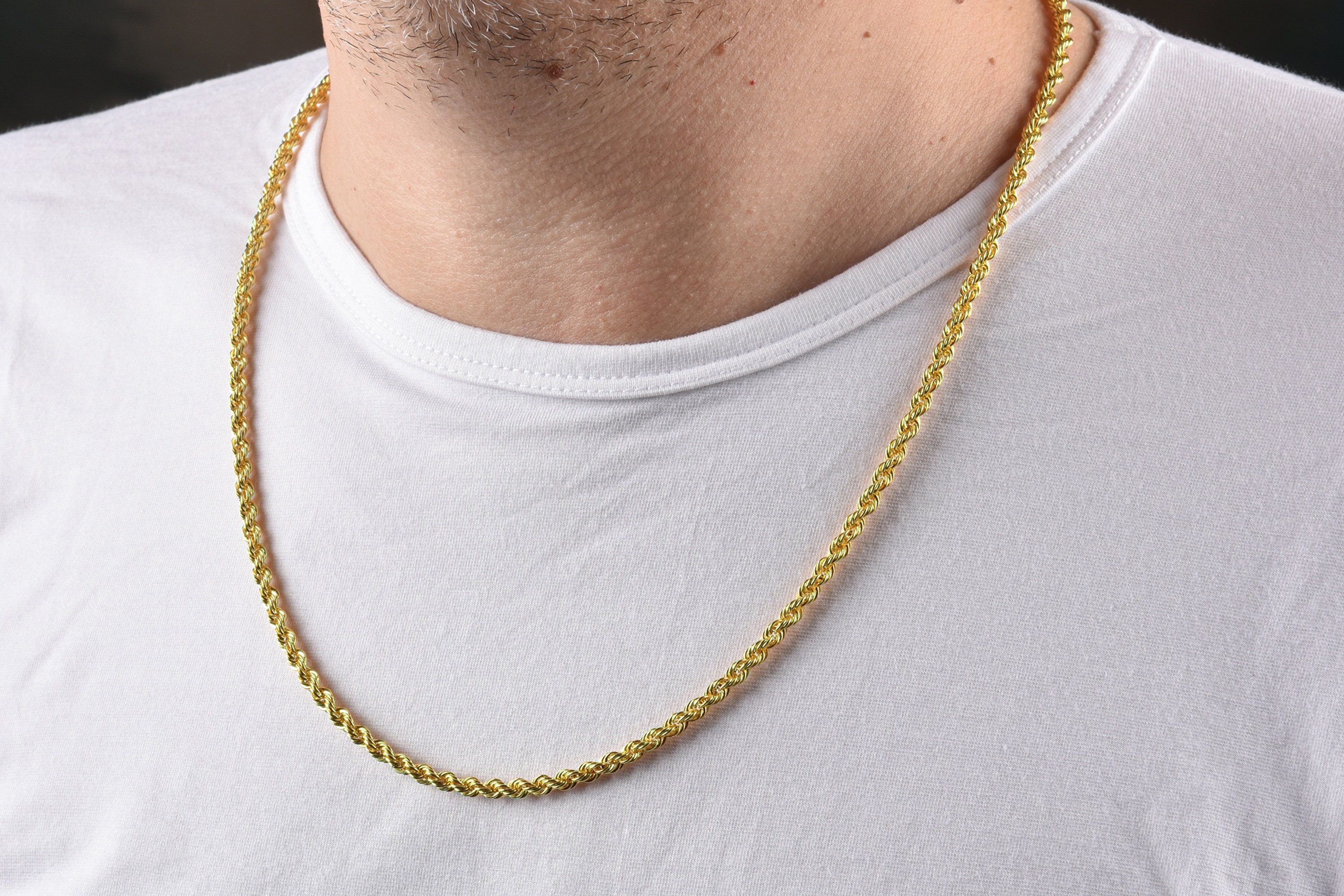 rope chain and pendant