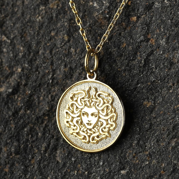 14k Gold Medusa Necklace, Personalized Medusa Pendant, Medusa Mythology Pendant, Gorgon Necklace, Ancient Charm, Greek Mythology Jewelry