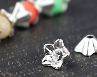 20 Perlkappen Perlenkappen Endkappen Blume Blüte Schmuck DIY silber 8,5x5mm